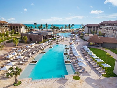 Dreams Playa Esmeralda Resort & Spa