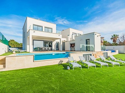 Villa Corb Mari