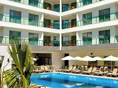 Green Garden Suite
