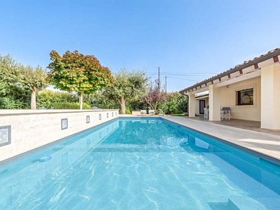 Villa Serene Hues