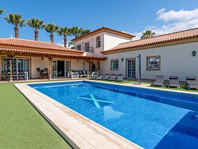 Villa Guapa