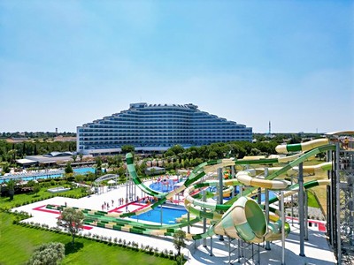 Venosa Beach and Spa