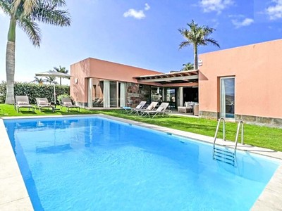 Par 4 Villa 23
