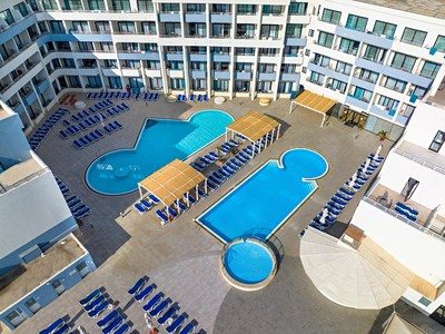 Riviera Hotel & Spa