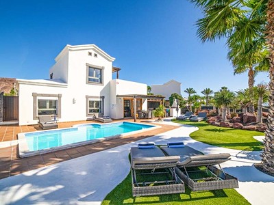 Villa Lucero