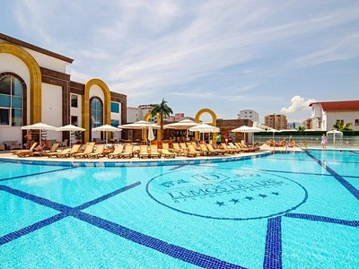 The Lumos Deluxe Resort