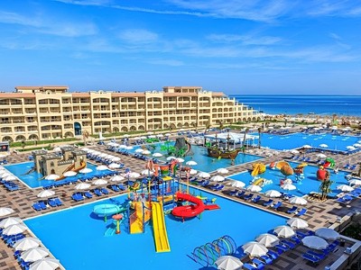 Pickalbatros White Beach Resort