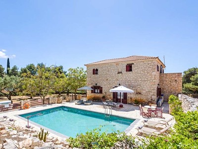 Villa Hera Aresti