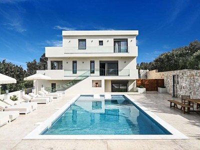 Mamfredas Luxury Residence