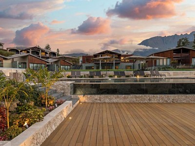 Sarana Hotel & Spa