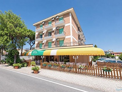 Hotel Mirage