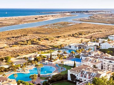 Golden Club Cabanas