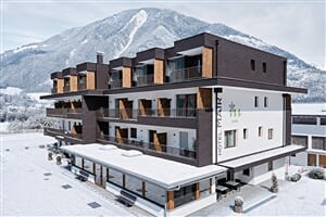 Lyžování Jižní Tyrolsko - hotel Mair, wellness a skipas v ceně...