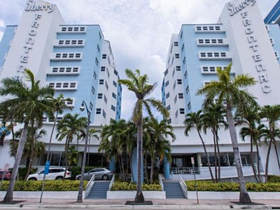 Sherry Frontenac Oceanfront Hotel 3, Miami Beach