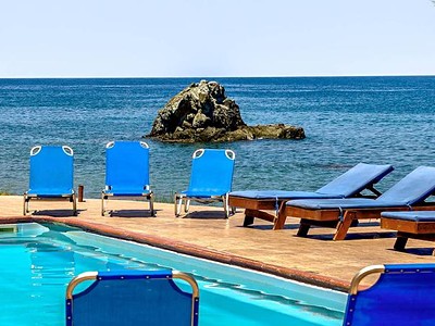 Aqua Rosa