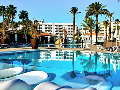 Hl Miraflor Suites