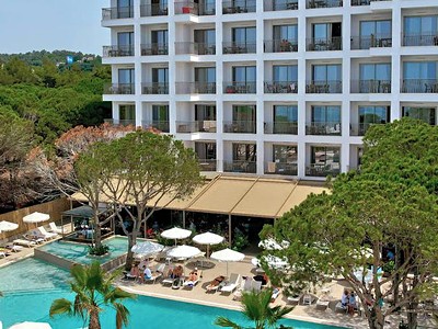 Fllad Resort & Spa