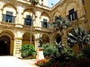 Malta_Valetta_Velmistrovsky_palac.jpg
