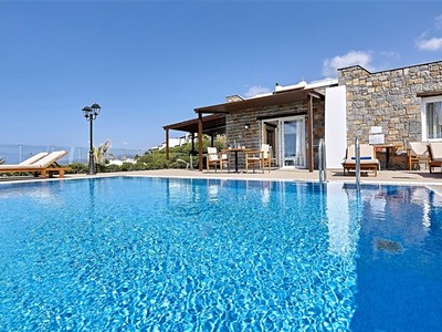 Alexander Beach Hotel and Village