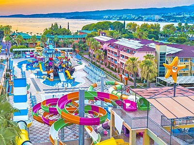 Hotel Lonicera World