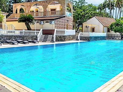 Riverside Garden Resort