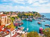 Přístav ve městě Antalya