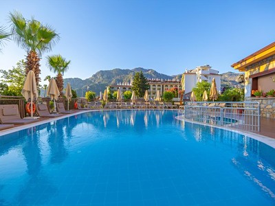Fortuna Beach Hotel
