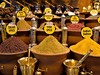Istanbul_Velky_bazra_koreni.jpg