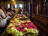 Sri_Lanka_Buddhuv_zub_modlitba.jpg