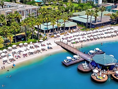 Green Bay Resort & Spa
