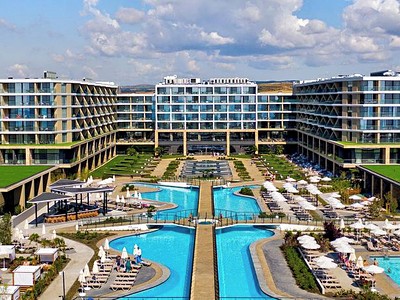Wave Resort